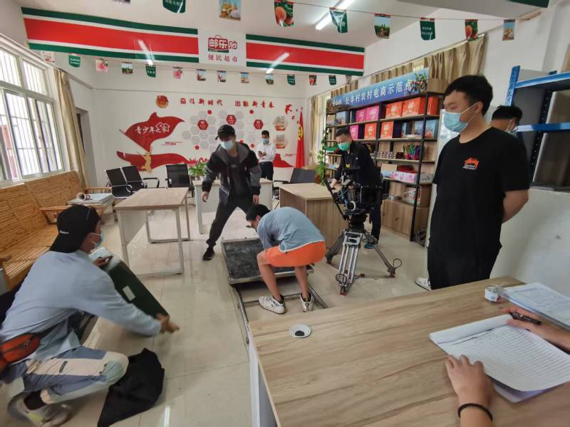 追星女孩心理学分析报告：万柏林区广告片拍摄公司揭秘饭圈应援式传播逻辑